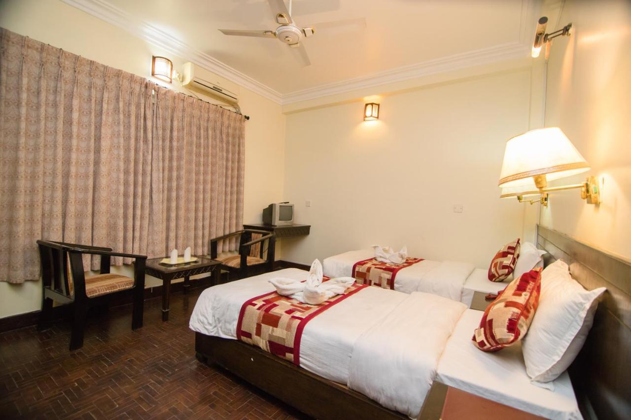 Hotel Panorama Pokhara Exteriör bild
